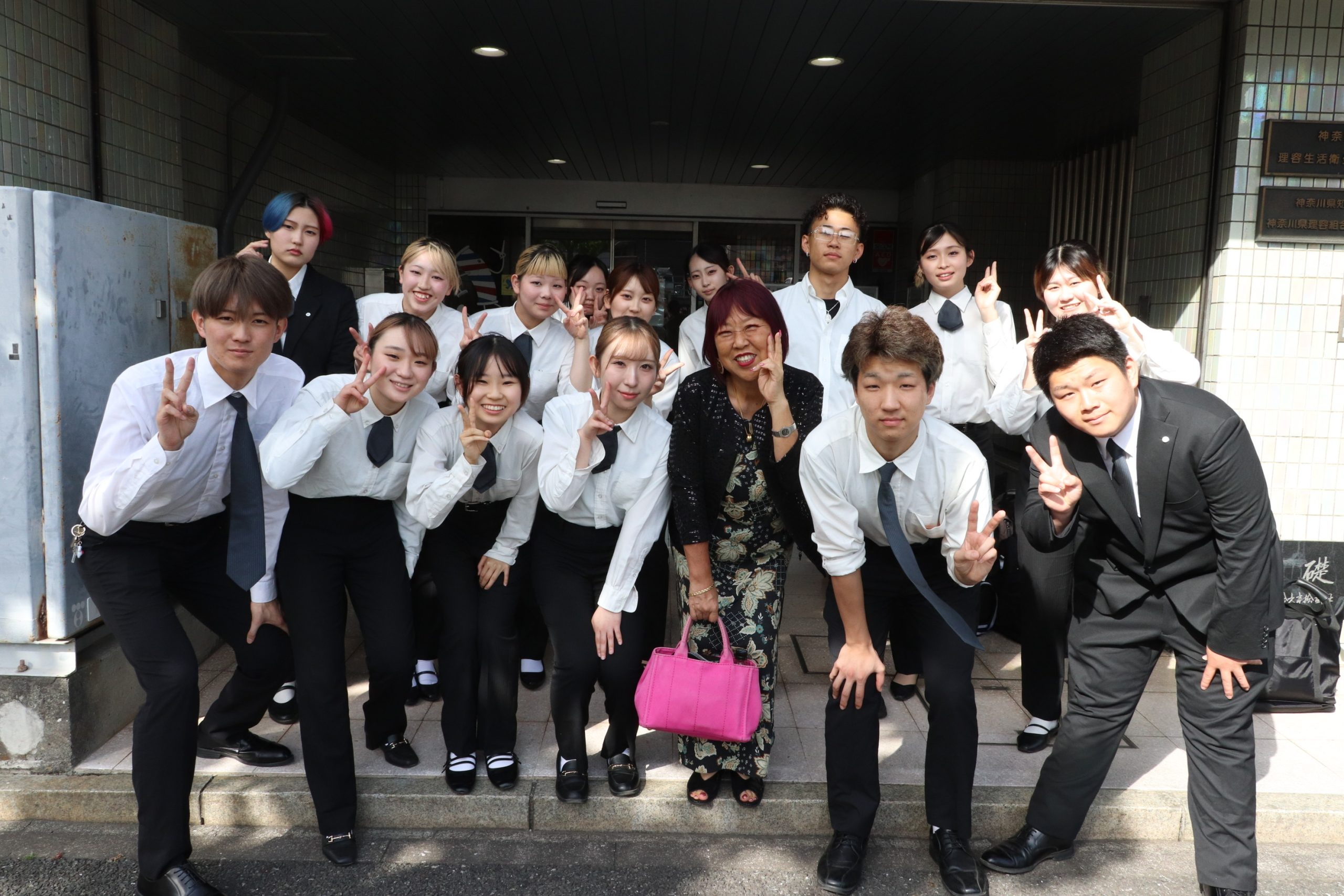 アイム学生16人が挑戦・8人が入賞！理容競技大会で見えた本気の挑戦と成長
